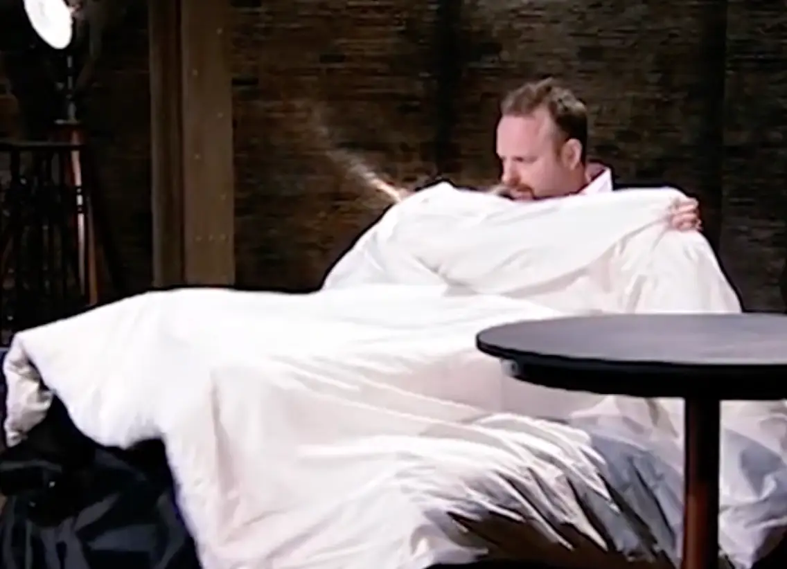 John Foster Smith made quite the entrance on 'Dragons' Den'.