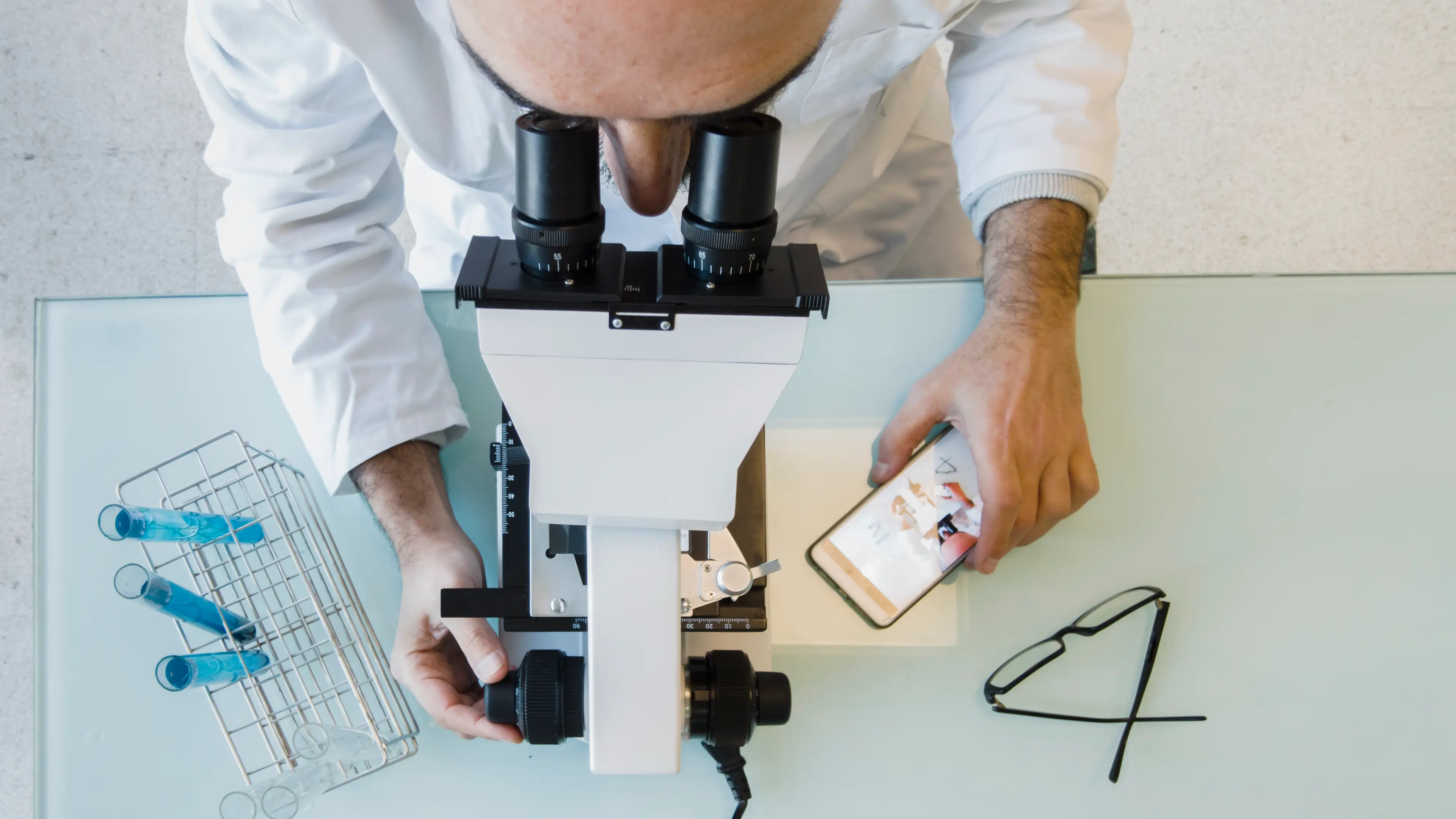 Your high IQ could help you land a job in the sciences (Mikel Bilbao/VWPics/Universal Images Group via Getty Images)