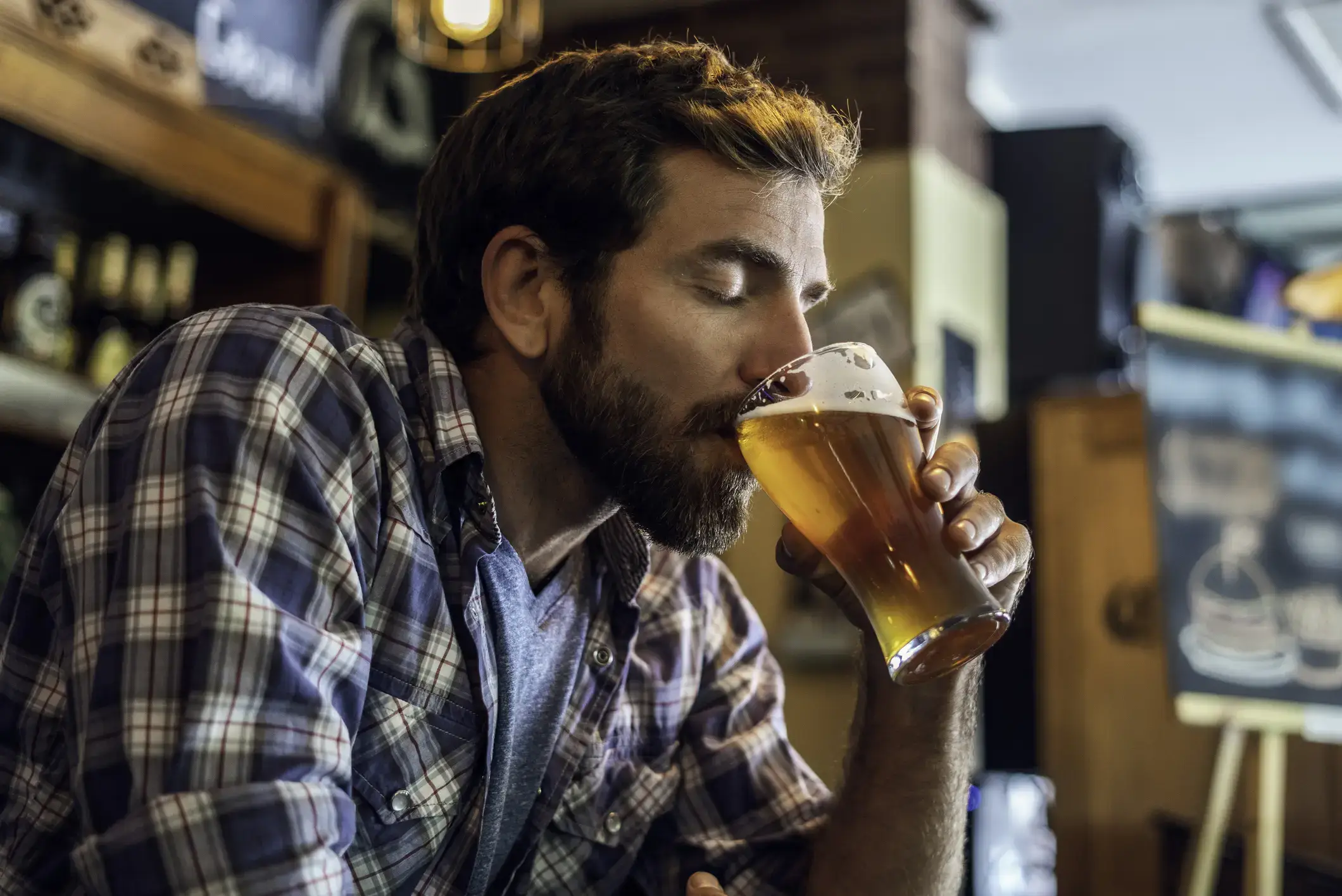 Binge drinking over Christmas is probably not good for you (Getty Stock Images)