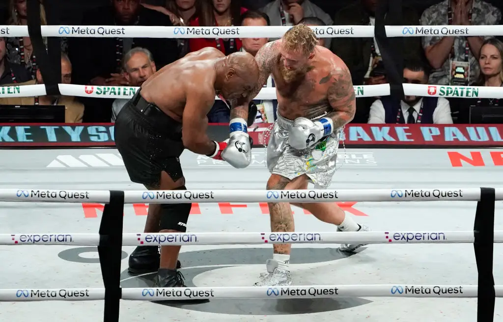 The two battled it out over eight rounds (TIMOTHY A. CLARY/AFP via Getty Images)
