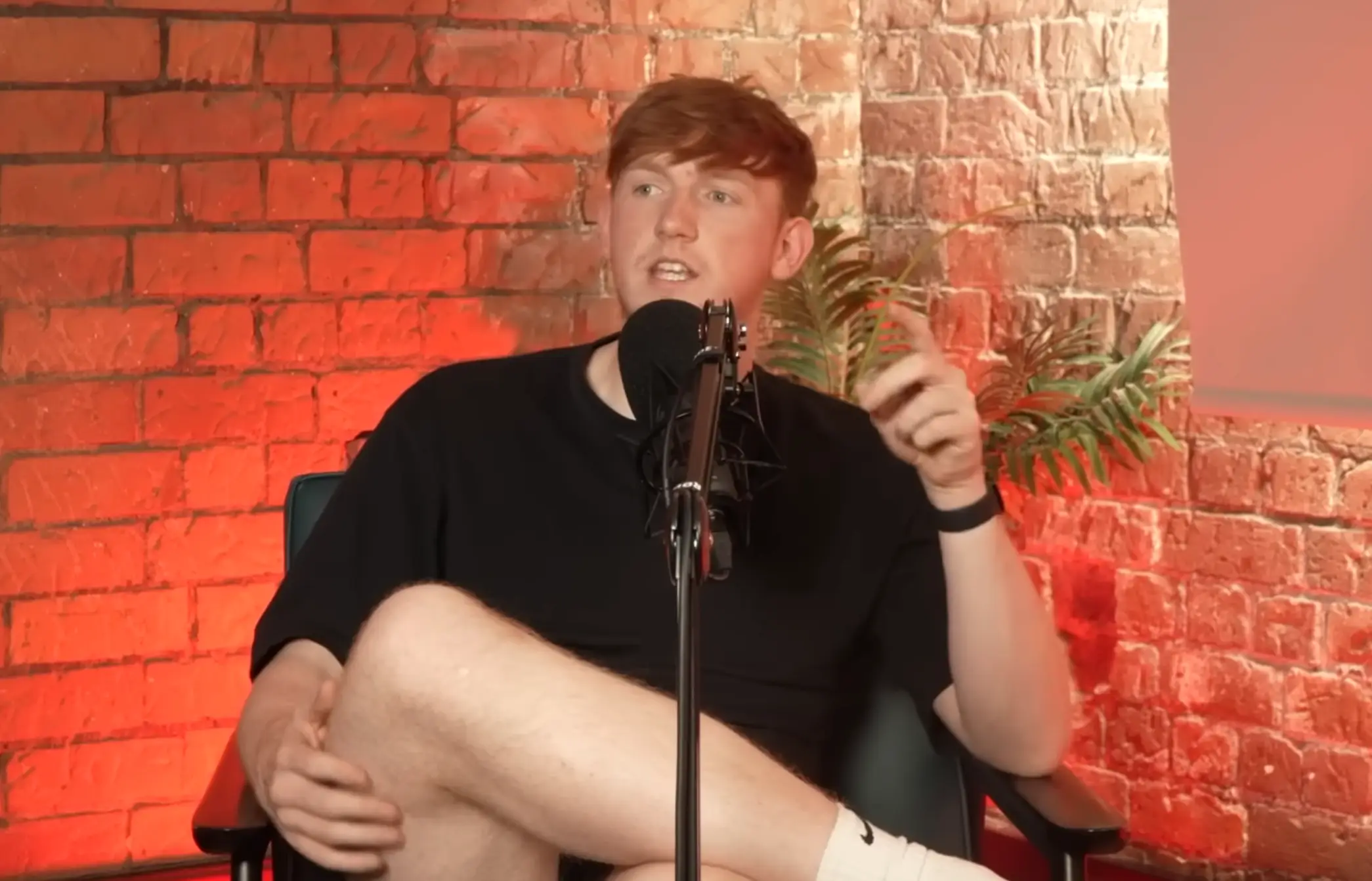 Angry Ginge has been open about not drinking. (YouTube / Off Stream)