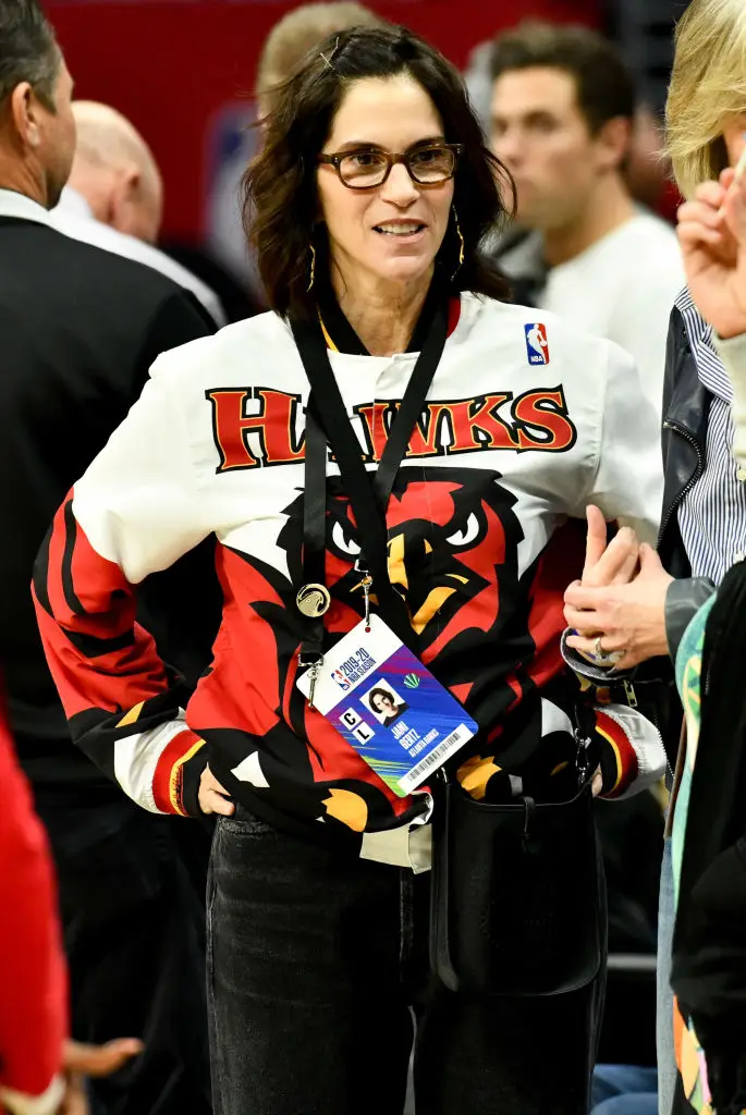 Jami Gertz is absolutely loaded ( Allen Berezovsky/Getty Images)