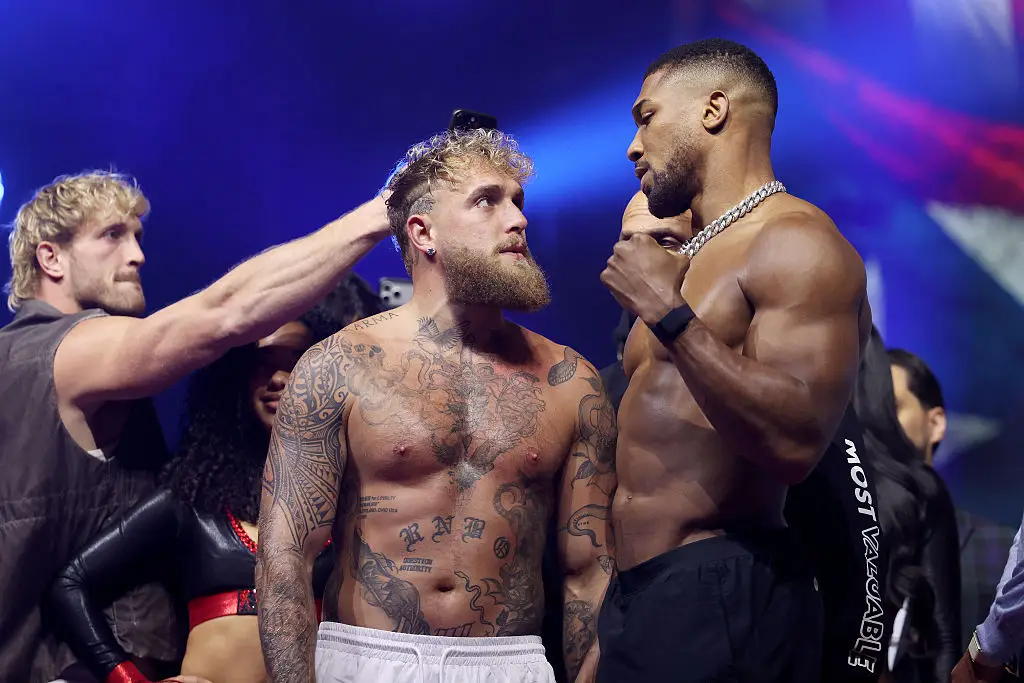 They're set to step into the ring, and most expect Anthony Joshua to be victorious (Leonardo Fernandez/Getty Images)