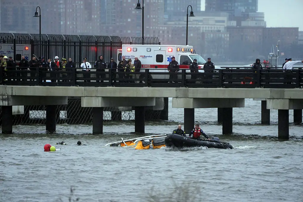 The helicopter in the Hudson River (Lokman Vural Elibol/Anadolu via Getty Images)