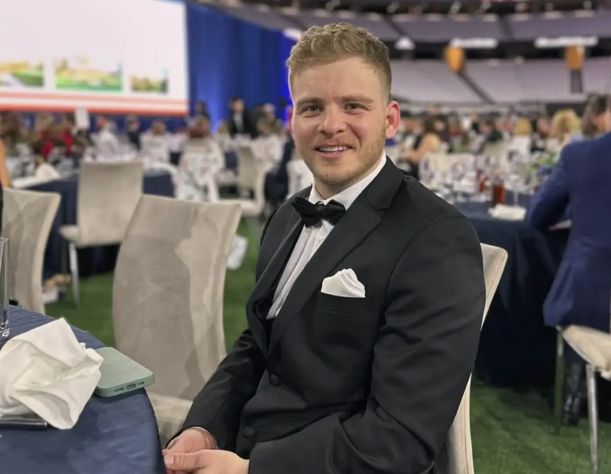 The star looks very different nowadays (instagram/@jonathanlipnicki)