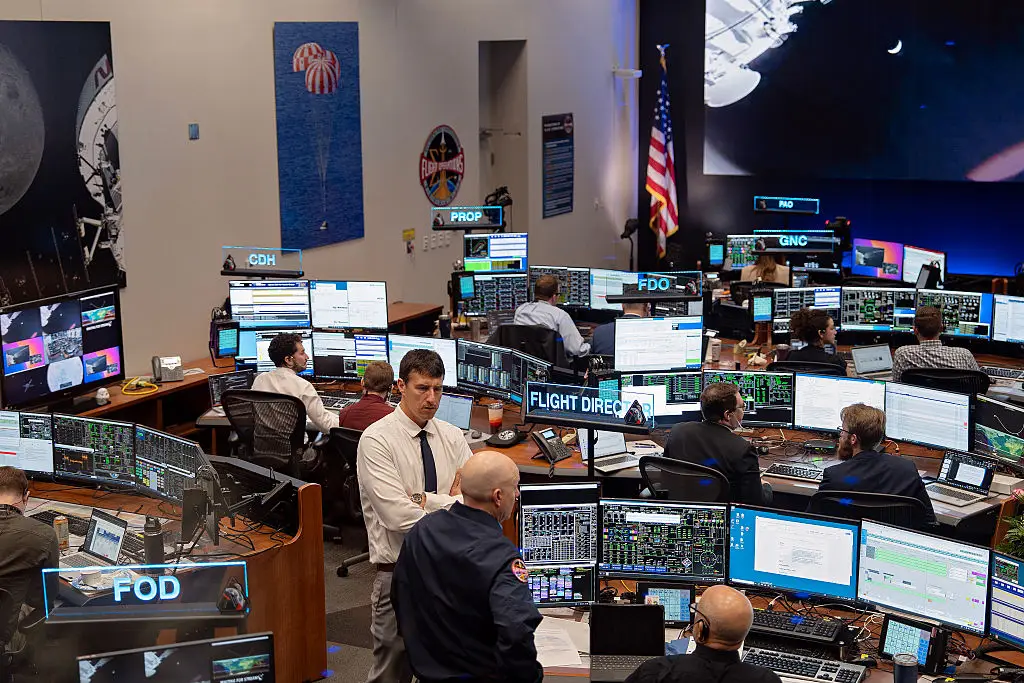 The astronauts' re-entry will be monitored from mission control (Danielle Villasana/Getty Images)