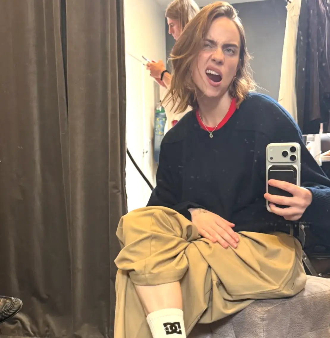 The star debuted the new look on Instagram (Billie Eilish / Instagram)
