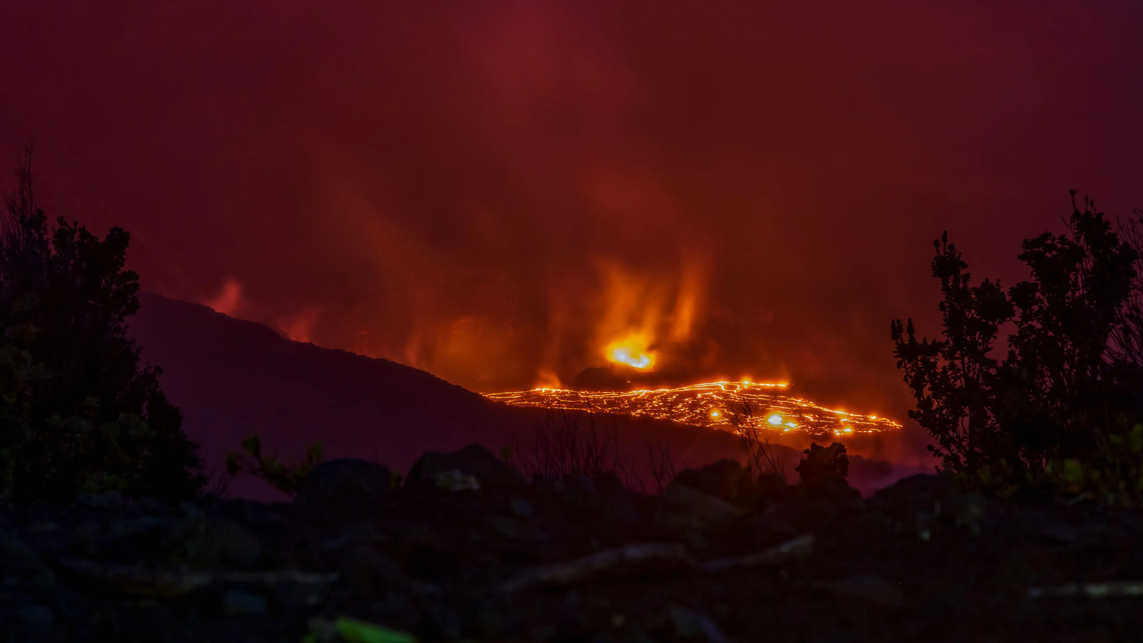 Man, 75, Dies After Falling Into Hawaii Volcano From Viewing Platform