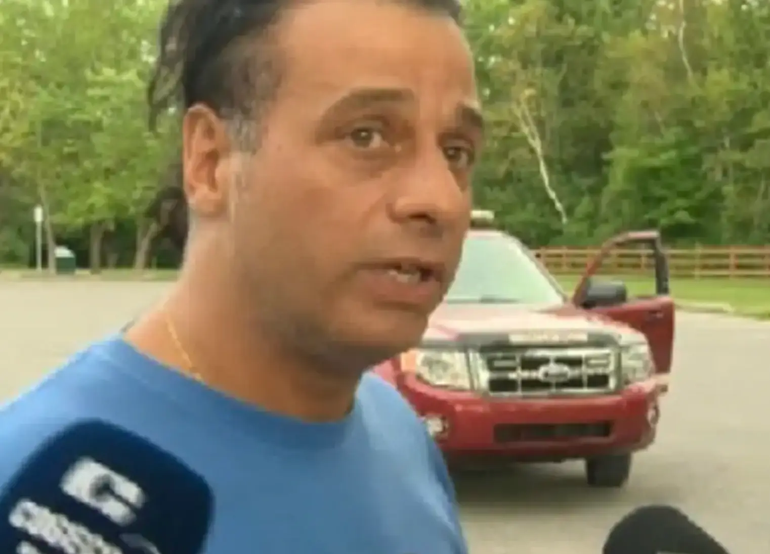 Photographer Louis Pagakis appearing on the news (CTV)