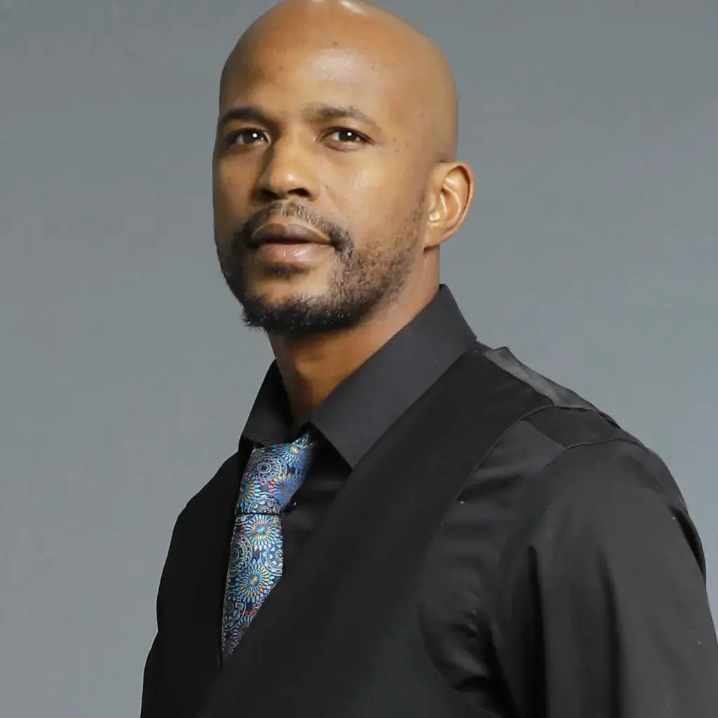 A stunt actor and his three children have been killed in a car accident in Georgia.