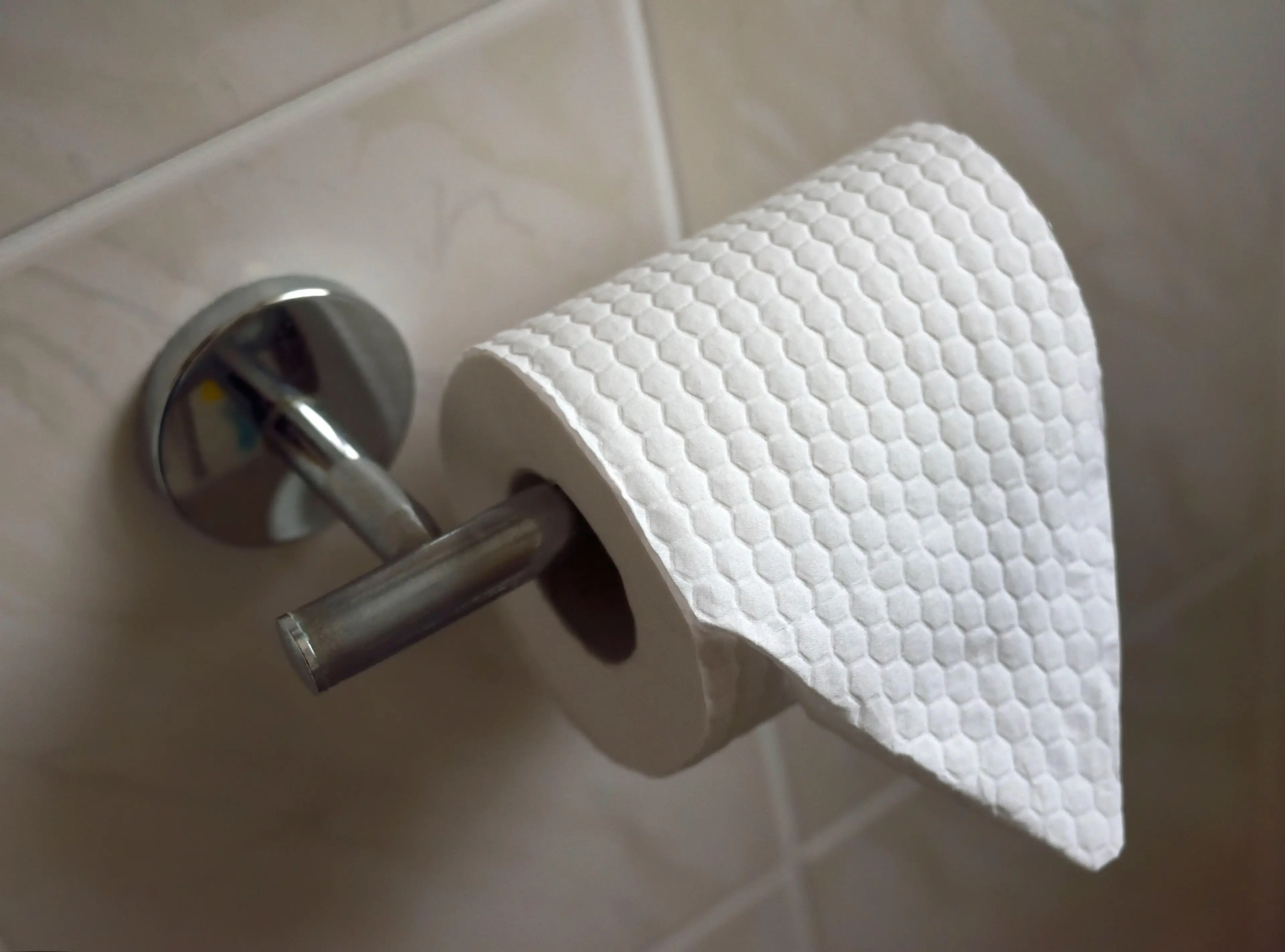 The man hasn't sat on a toilet for thirty years but thanks to his ostomy pouch, he's living an incredibly fulfilled life.