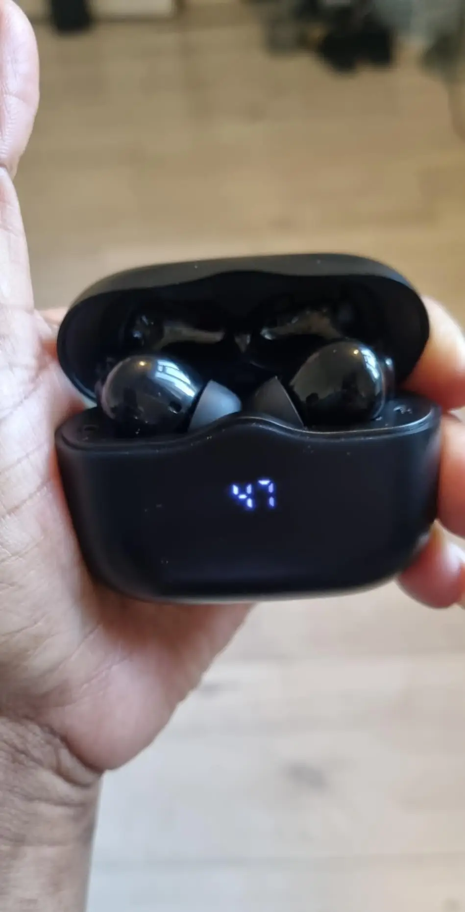 The earbuds have racked up thousands of reviews (Amazon reviews)