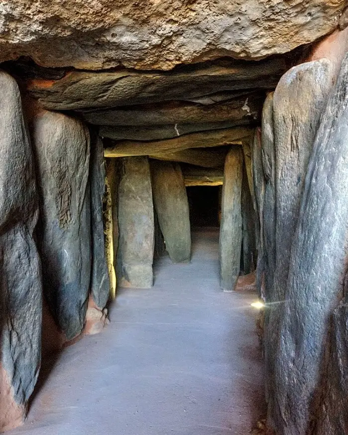 The tomb is one of the greatest discoveries in decades (University of Cádiz)