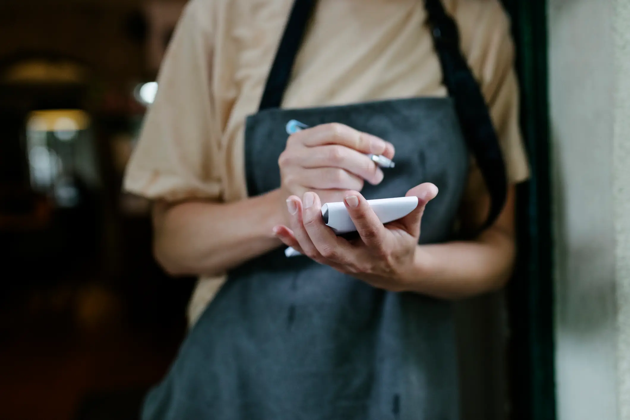 A cafe worker has decided to speak out about the way in which hospitality workers get treated by customers. (Getty Stock Image)