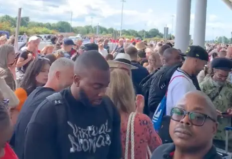 The fire alarm went off.