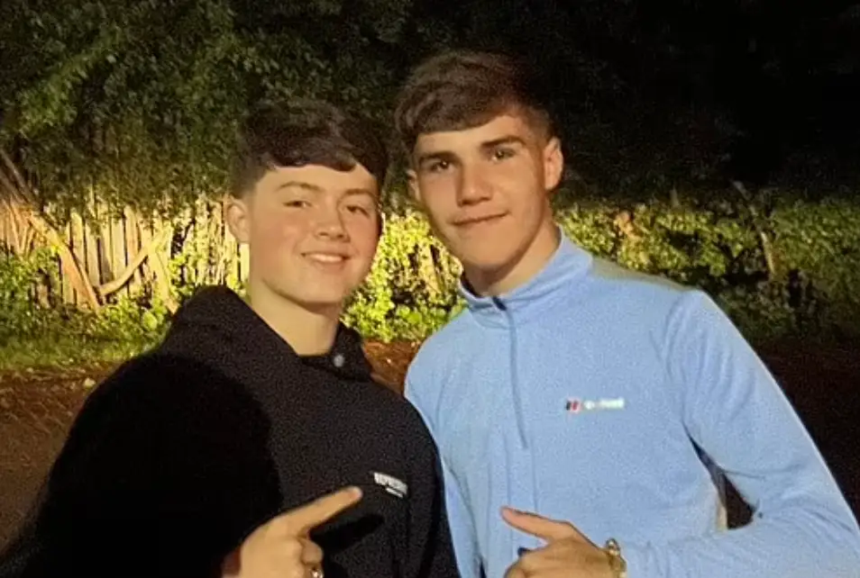 The teens were responsible for saving the man's life. (Facebook/Gary Robinson)