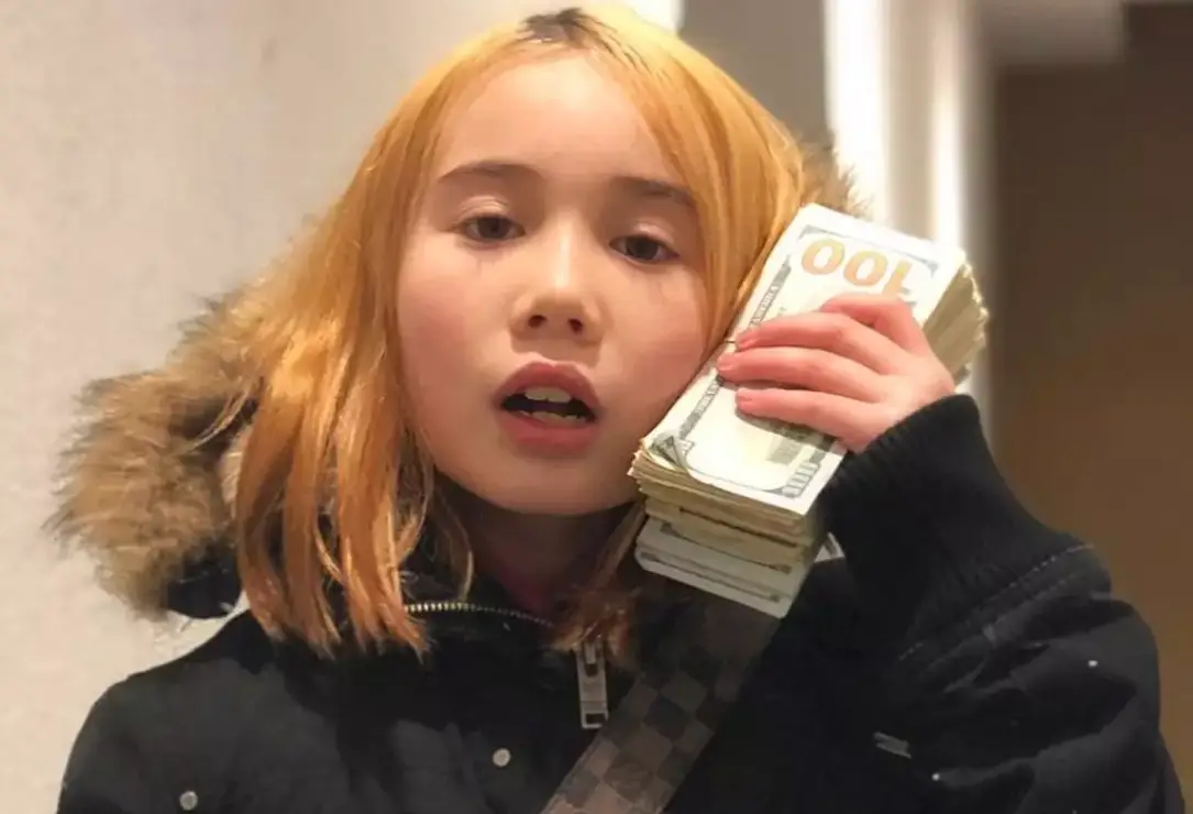 Fans think it's still too soon for the social media star to share content on the adult site (Instagram/@liltay)
