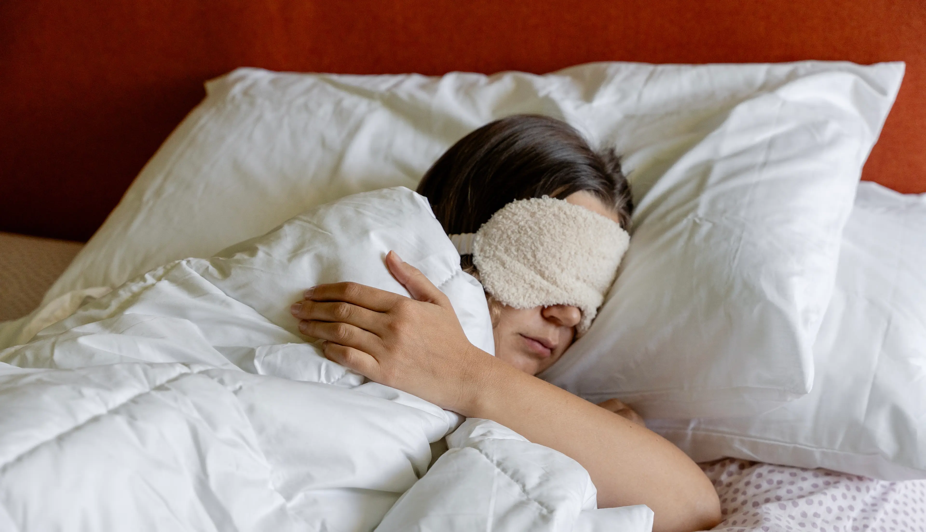 The physical therapist urged people to get rid of their second pillow (Getty Stock Image)