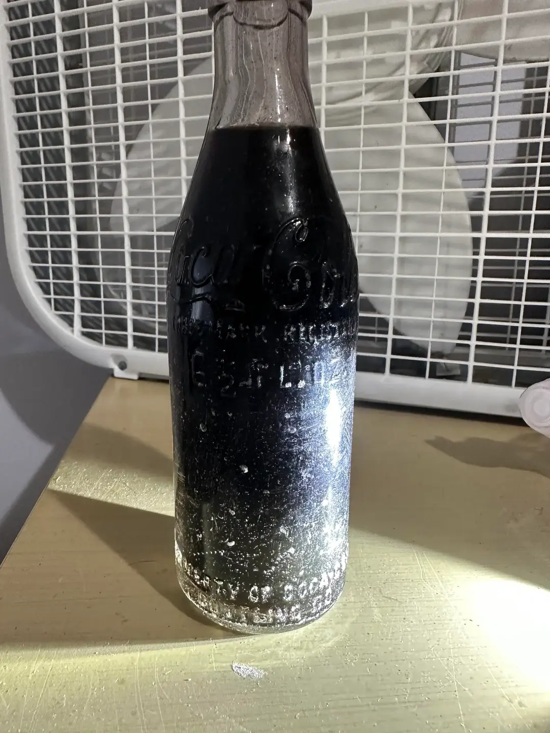 Another image of the vintage Coca Cola bottle (r/partyjam3)