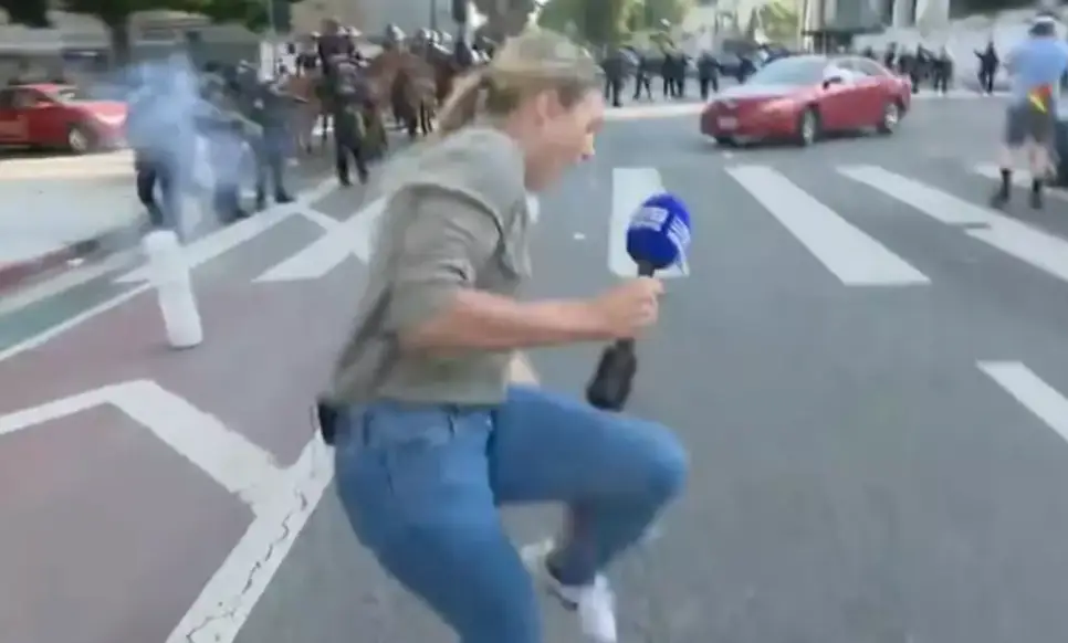 The moment Lauren was hit (9News)