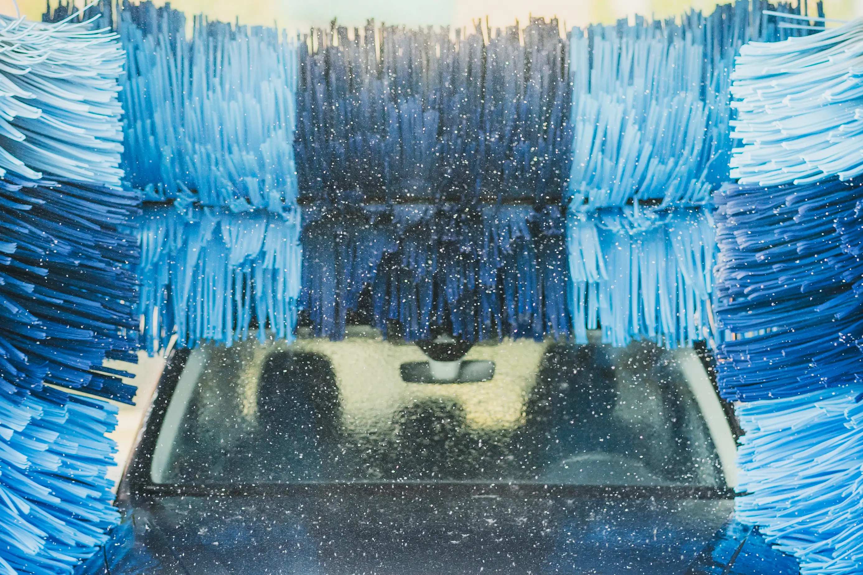 Anyone with a clean car is clearly up to no good (Getty Stock Image)