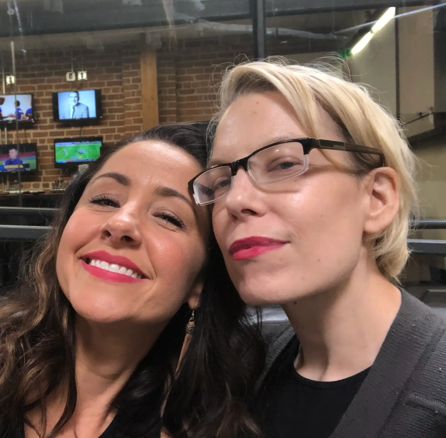 Molly Kochan (right) and her best pal Nikki Boyer created a podcast to immortalise her hilarious sex-capades (Instagram/@nikkiboyer)