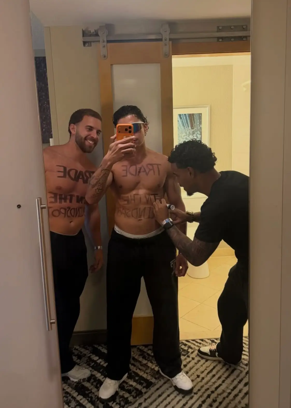 The pair have both been reportedly charged with trespassing in wake of their antics (Instagram/@richoffvisuals)