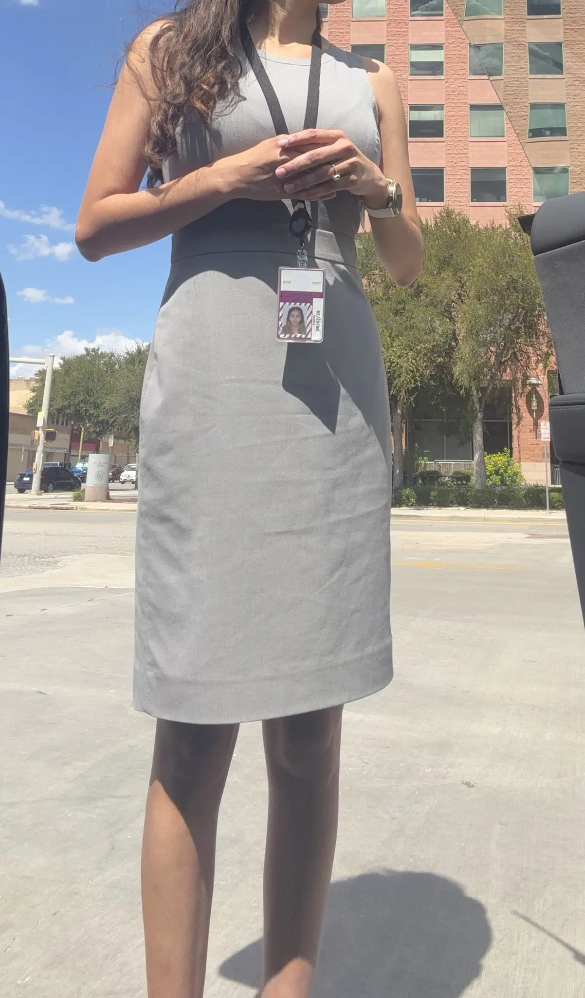 The dress in question worn by the woman (Instagram/@mariahmedina)
