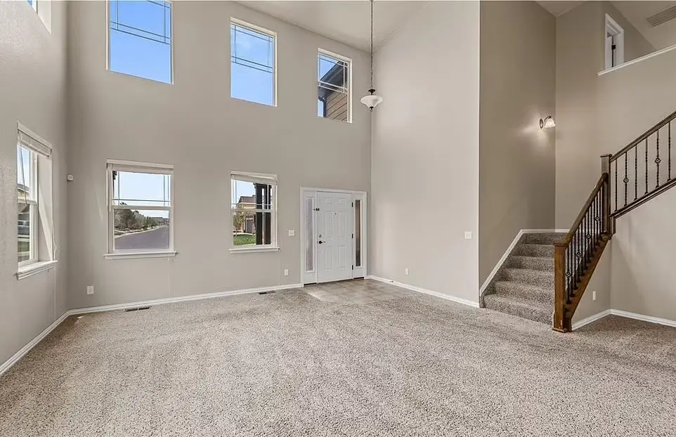 A listing photo of the same location.