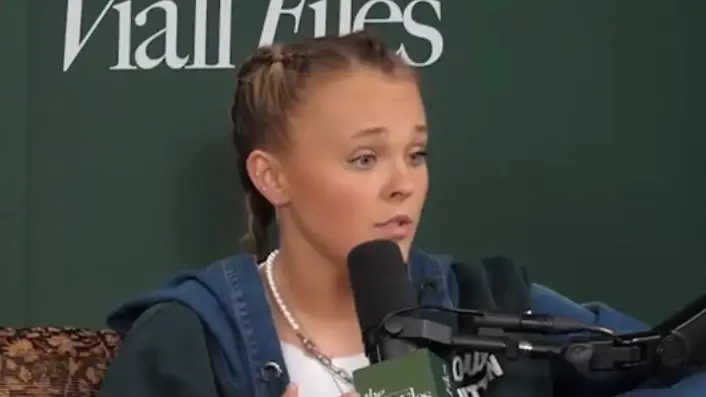 TikTok/nickviall/Viall Files podcast