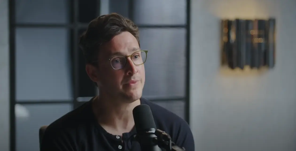 Dr Mike warned of a hidden danger of vaping (YouTube/Diary of a CEO)