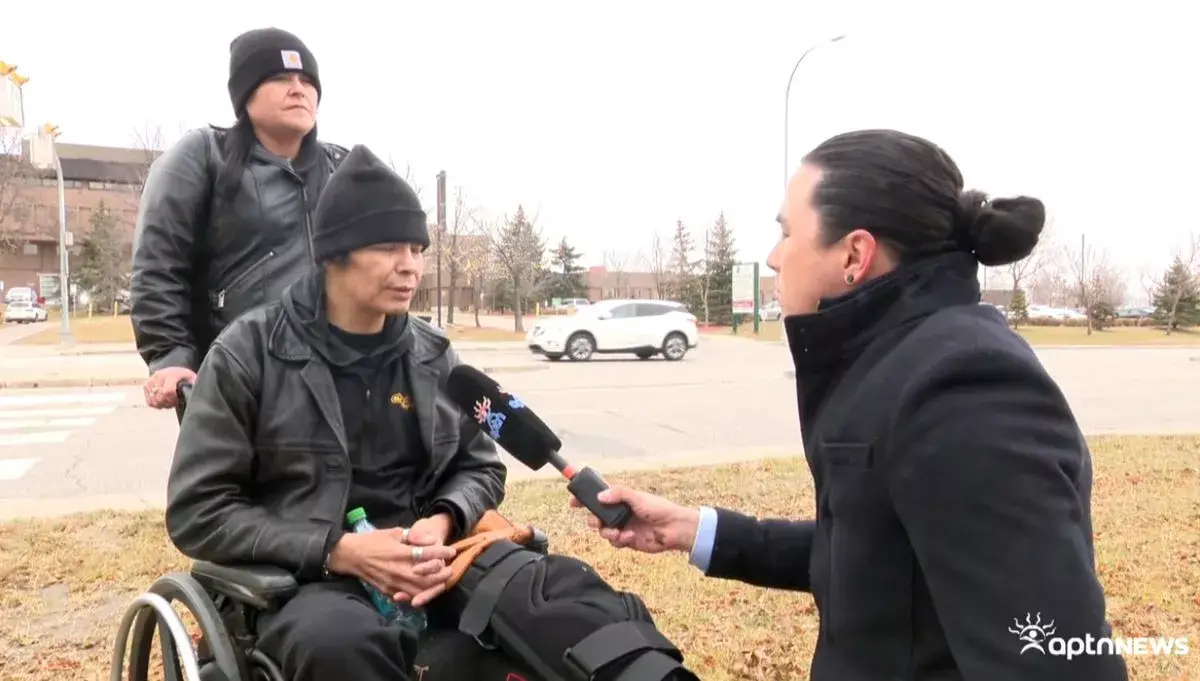 Jason woke up to find the wrong leg had been amputated. (aptnNEWS)