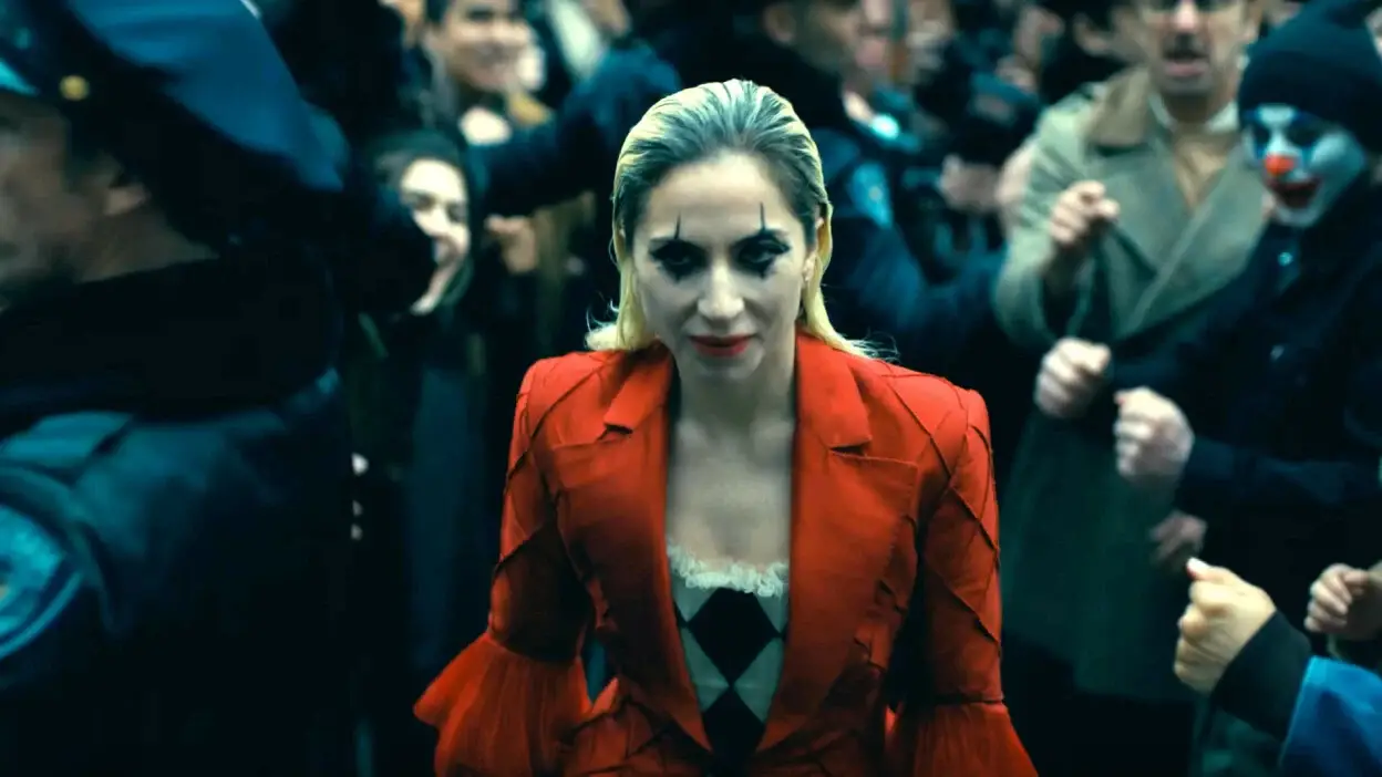 We previously saw Gaga as Quinn in trailers, but never in a full scene till now. (Warner Brothers)