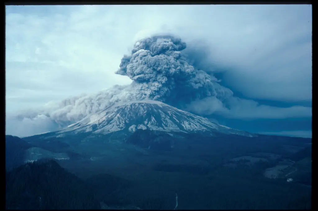 Mount St Helens erupting in 1980. (John Barr/Liaison)