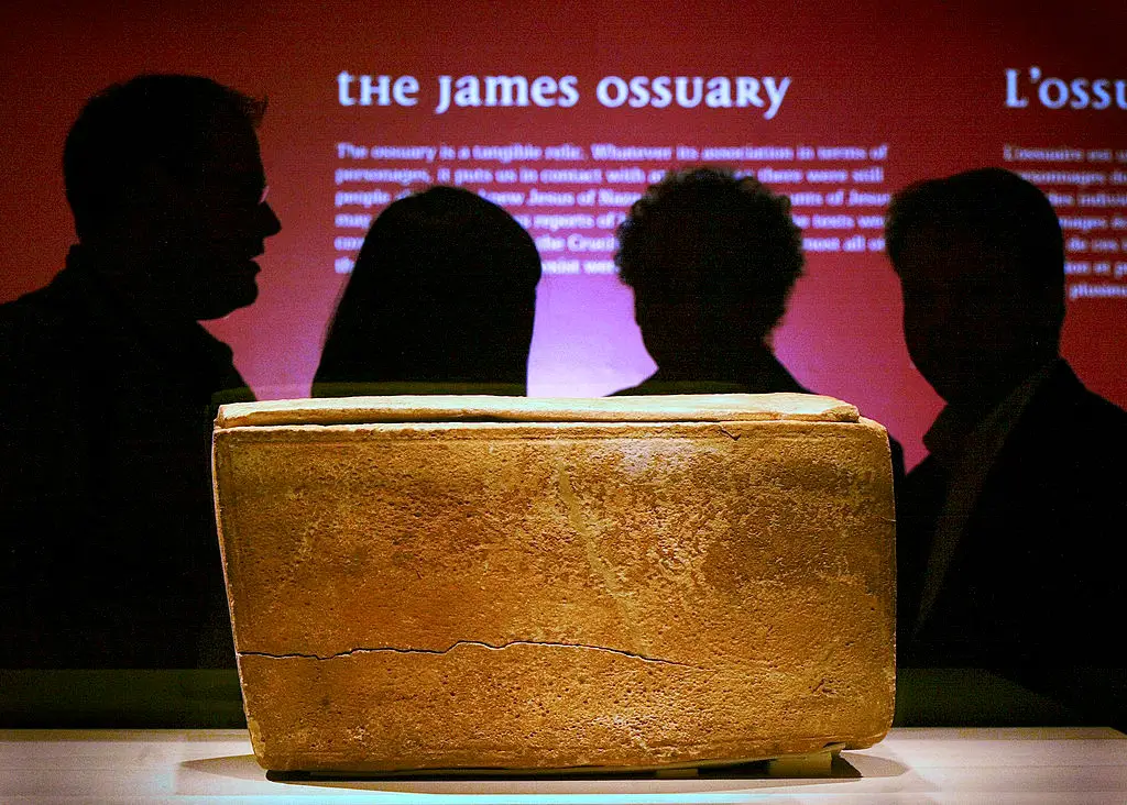 The box on display in Canada in 2002 (Bernard Weil/Toronto Star via Getty Images)
