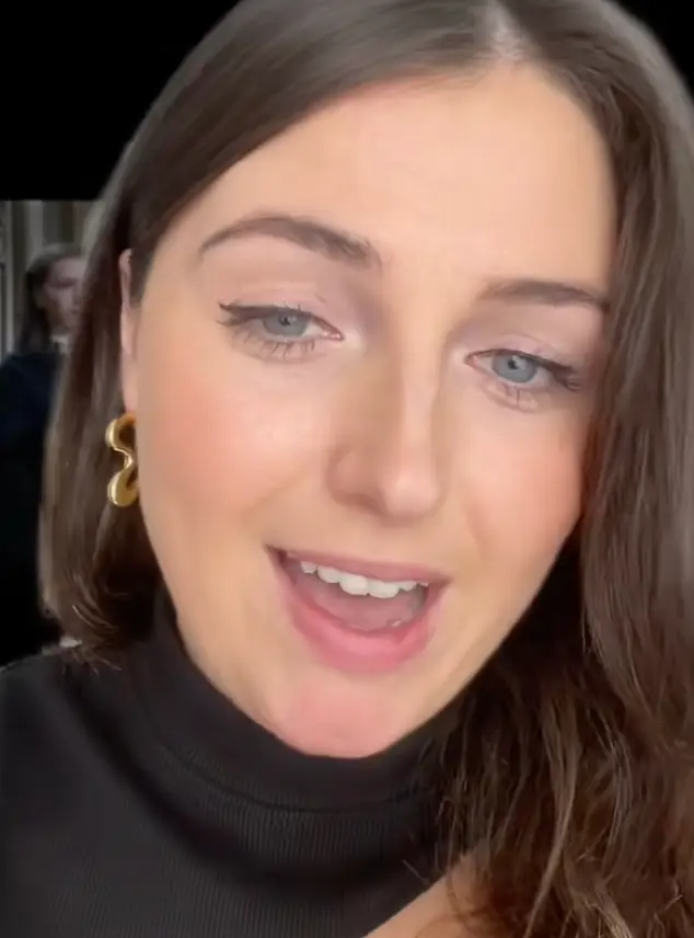 The former child star revealed how much she was compensated for her time (TikTok/Samanthaclinch)