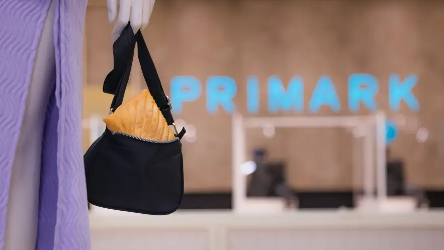 Primark/Greggs