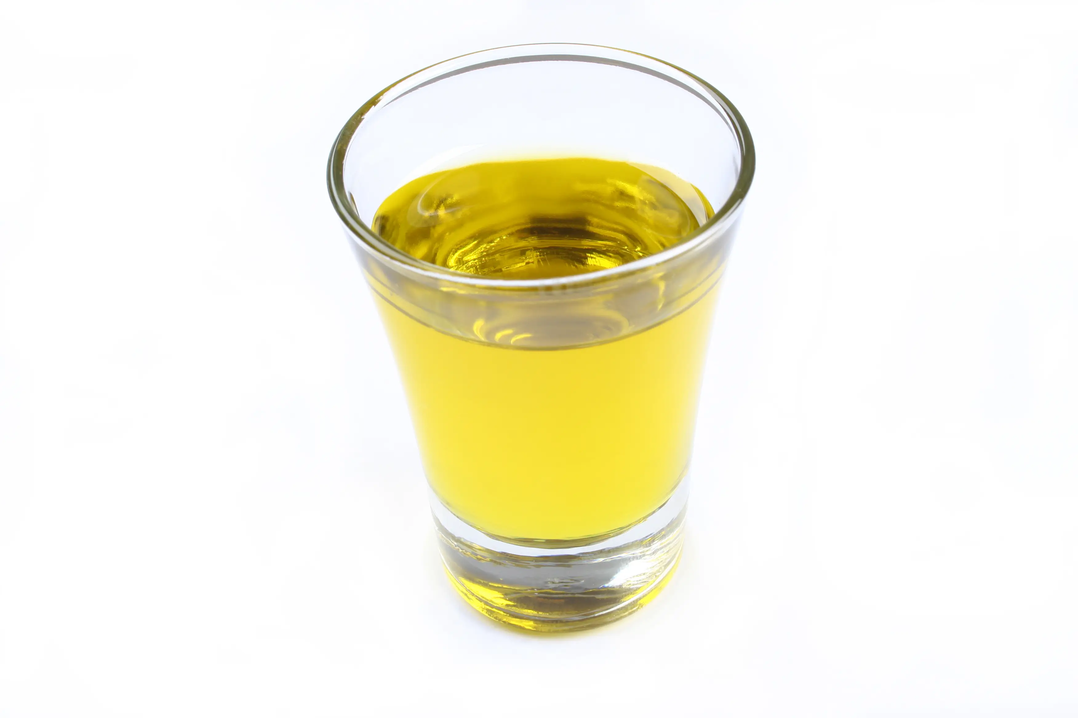 You don't need to drink a shot of olive oil on its own to reap its benefits (Getty Stock Image)