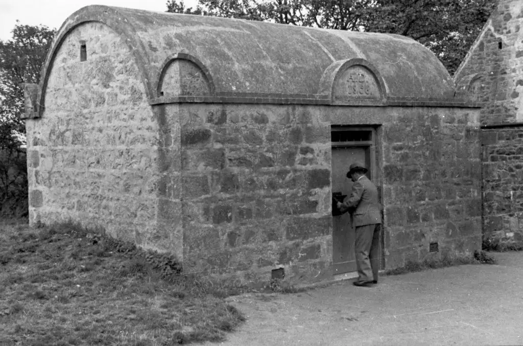 The jail was built in 1856. (Felix Man/Picture Post/Hulton Archive/Getty Images)