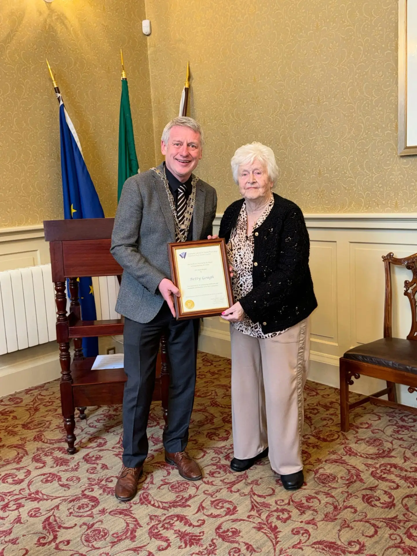 Betty Gough ceremony with Mayor (Facebook)