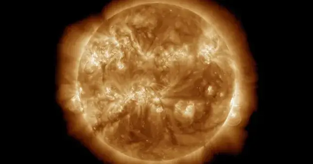 The Sun is sending more solar flares towards us Earthlings (NASA)