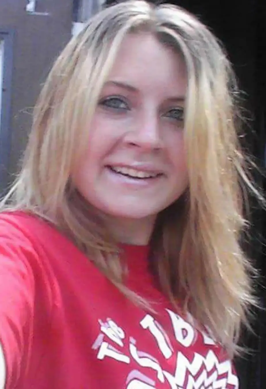The mum looks unrecognisable in the snap from several years ago (Facebook)