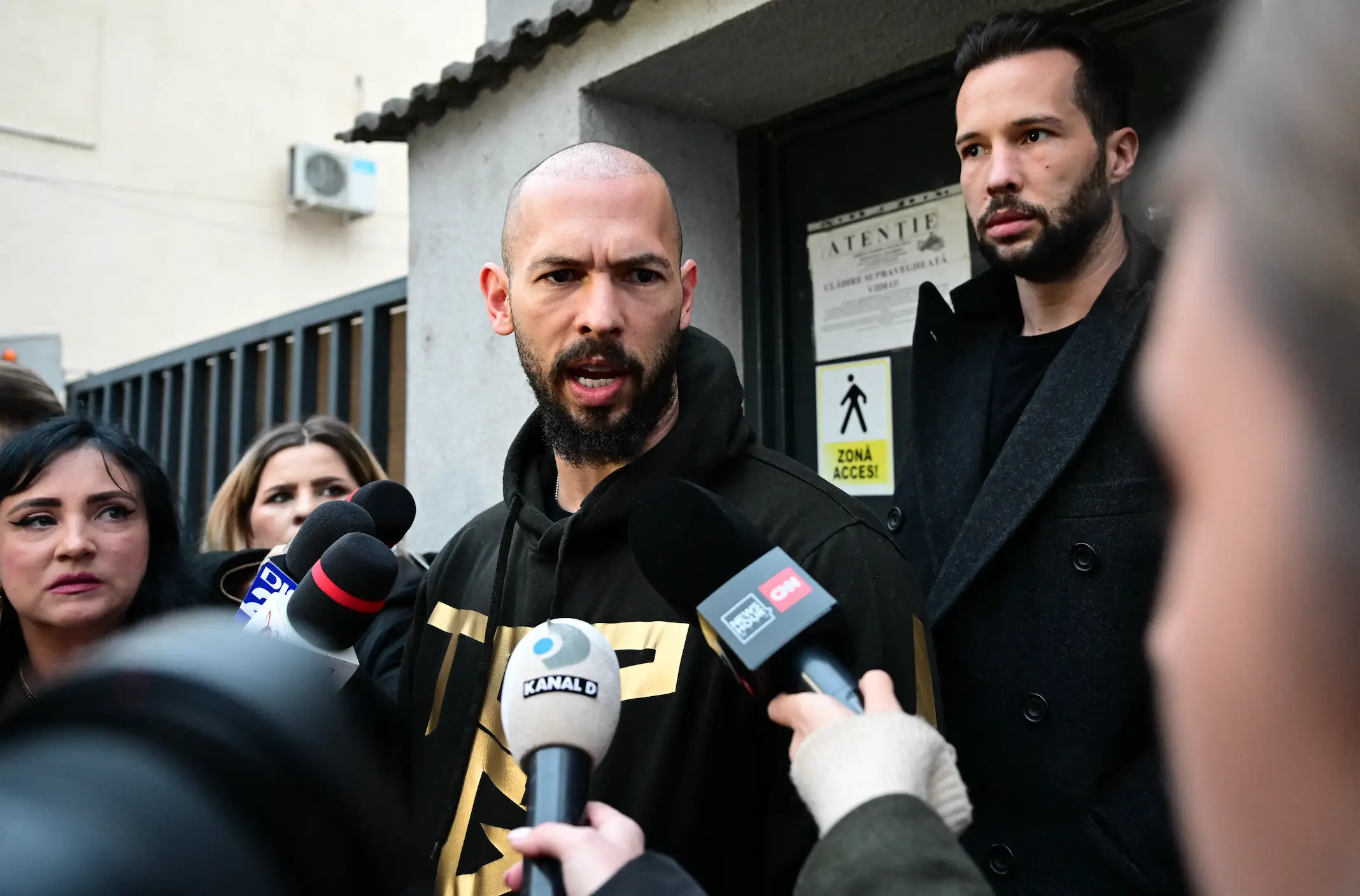 Andrew Tate and his brother Tristan were arrested in Miami at the weekend (Daniel MIHAILESCU / AFP) (Photo by DANIEL MIHAILESCU/AFP via Getty Images)