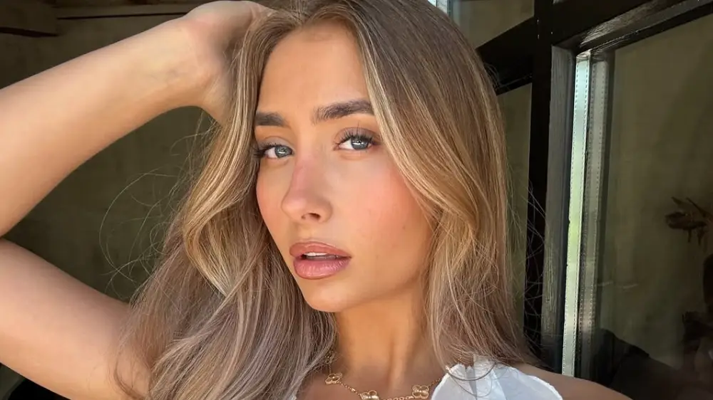 Instagram/Lily Phillips