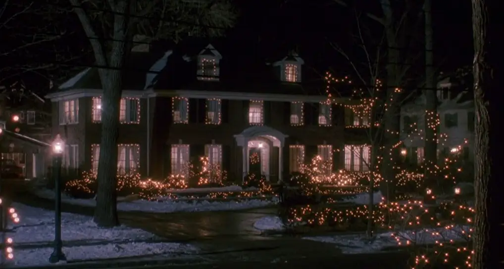 The Home Alone house in the film (20th Century Fox)