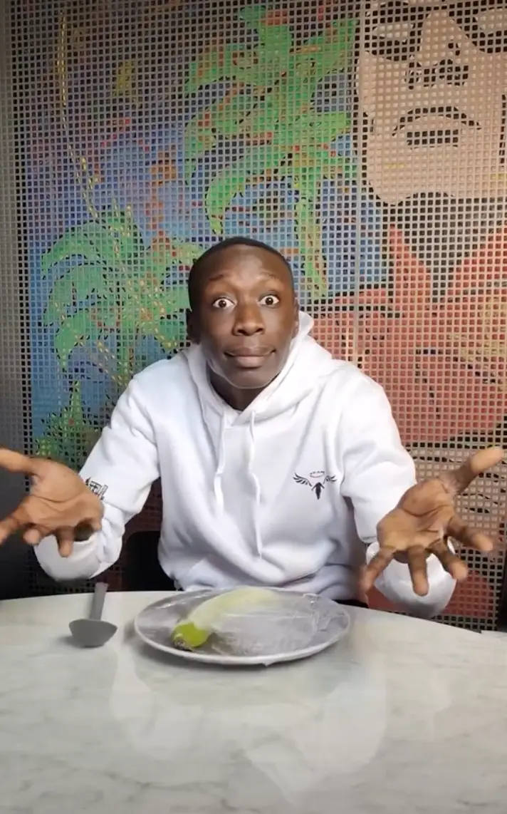 His fans love it. (TikTok/@khaby.lame)