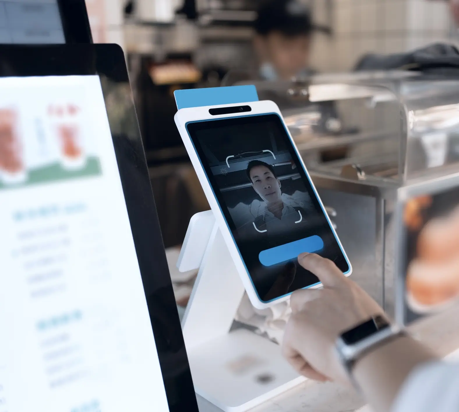 Experts say you should expect delays (Getty Stock Images)