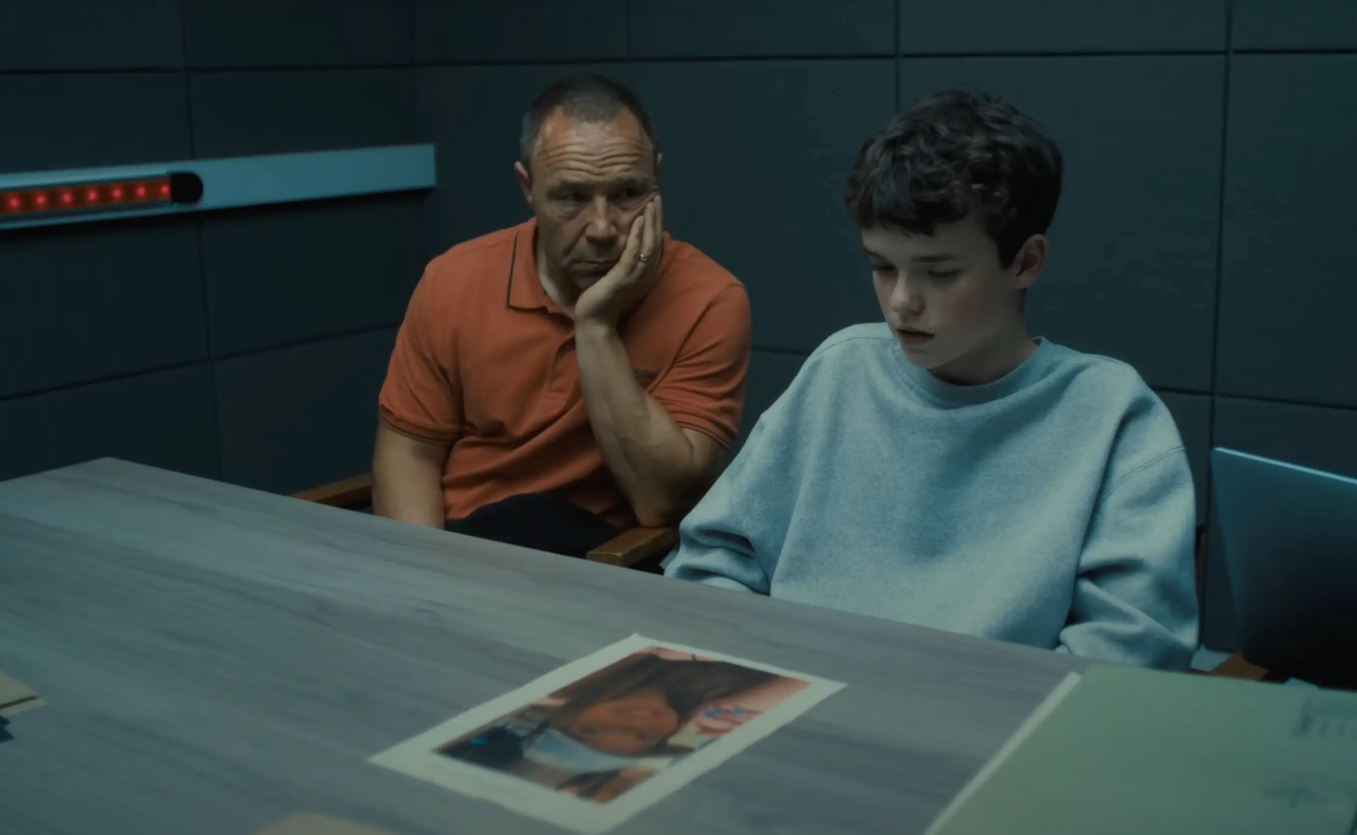 Stephen Graham alongside Owen Cooper in the new drama (Netflix)