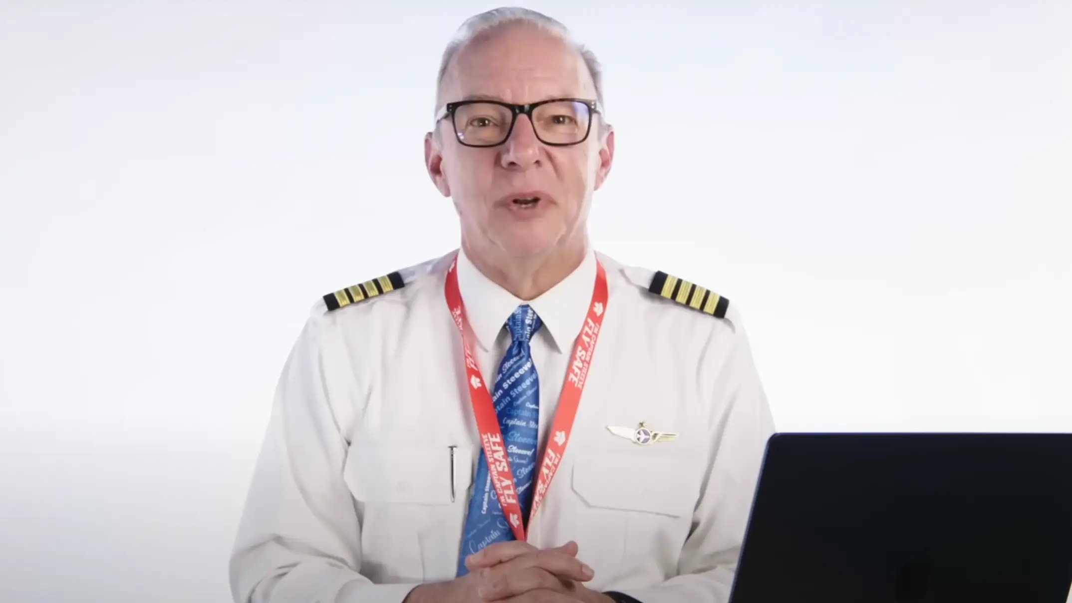 Pilot explains what all the 'dings' passengers hear during a flight mean