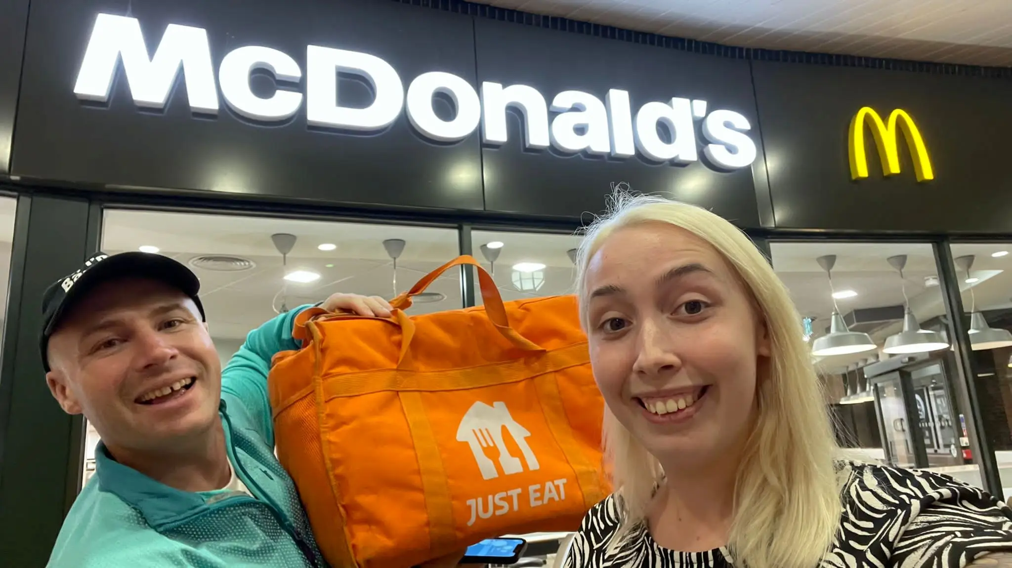 Atlanta decided to put her delivery skills to the test, embarking on a 24 hour straight shift to see how much she could rake in.